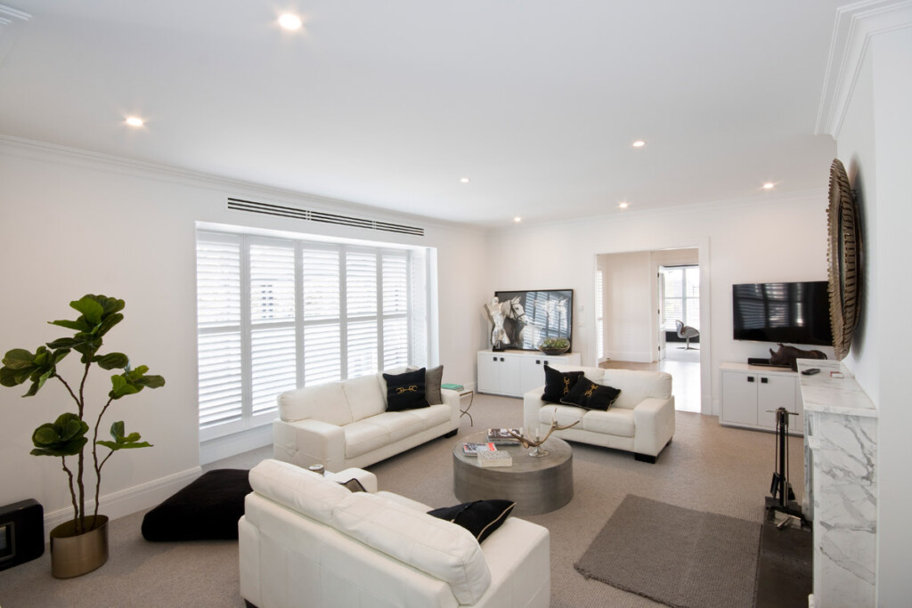 may lanh giau tran daikin fdmrn71dxv1v rr71cbxv1v 30 hp khong day - Máy lạnh giấu trần Daikin FDMRN71DXV1V/RR71CBXV1V (3.0 HP, Không dây)